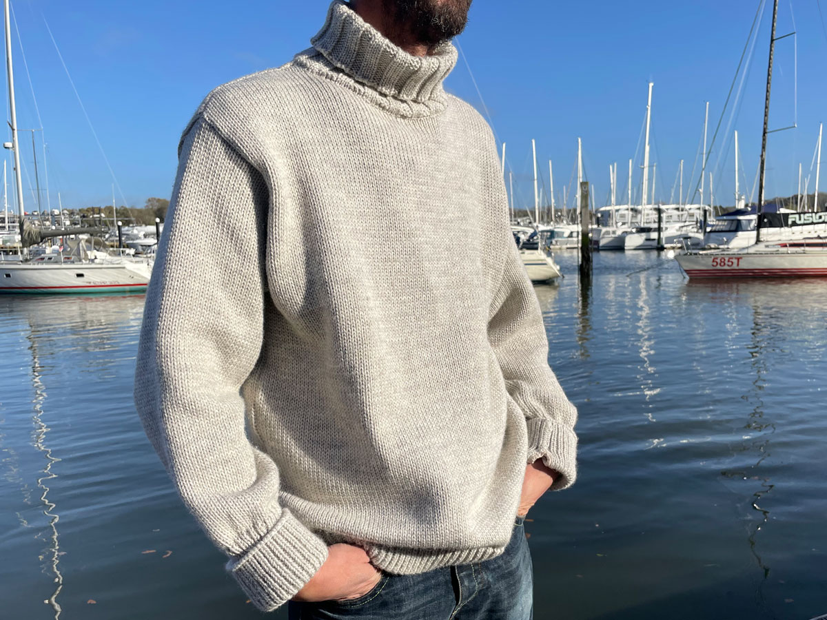arthurbealeltd's tweet photo. Thanks to Katy &amp; John Stickland for this fantastic review of our pullovers in Yachting Monthly...

"When I began testing their Beerenberg oiled wool pullover, I was expecting the Rolls Royce of jumpers; it didn’t disappoint" 

Read the full review here:
https://t.co/2RzVzfHI5w https://t.co/PULr73CiU6