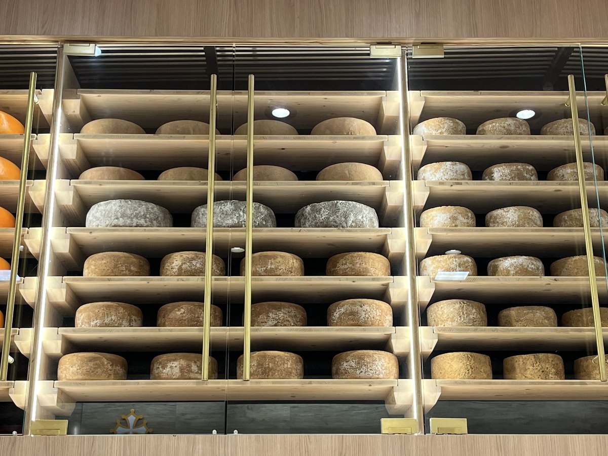 guychapman tweet media