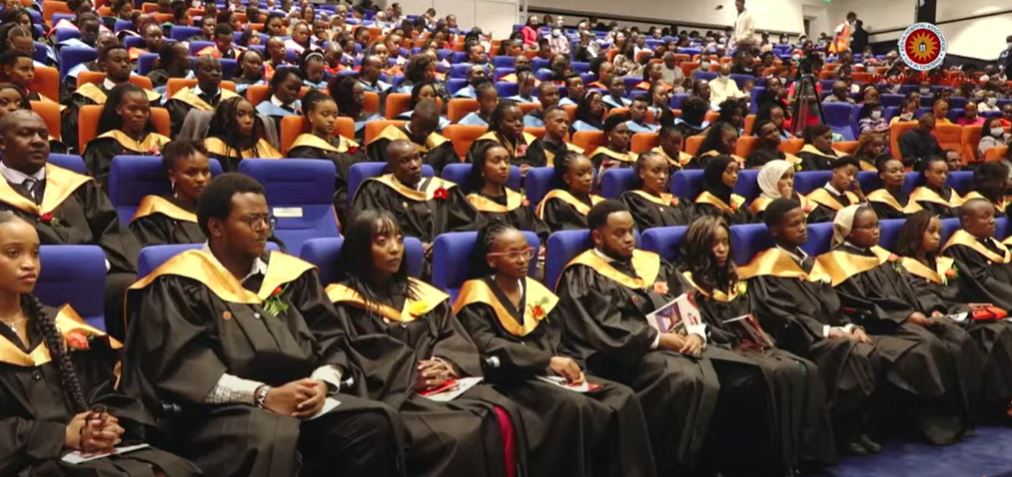 thenairobihosp's tweet photo. Caps off to you, Graduate! Way to go! #CicelyMcDonellGraduation https://t.co/jD1KOI2aSS