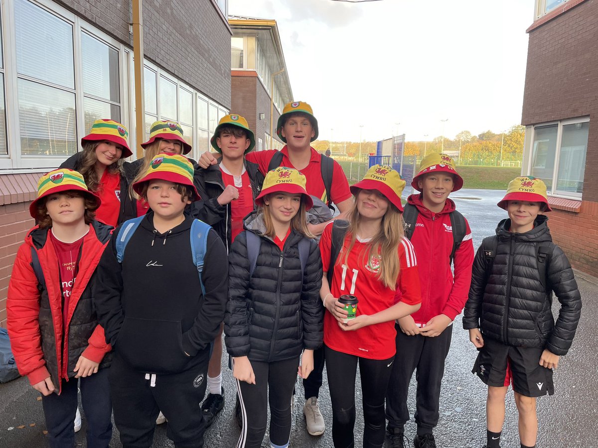 Ysgol Gyfun Gymraeg Plasmawr tweet media