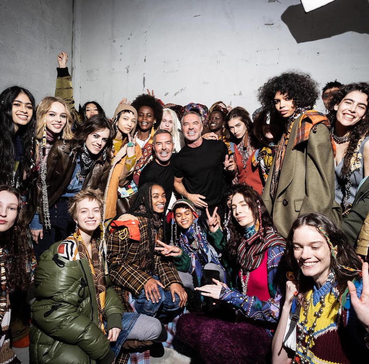 Dsquared2's tweet photo. It’s a D2 family affair #thanksgiving 🍁

#DSQUARED2 
#D2LIFE https://t.co/84FttK41kU