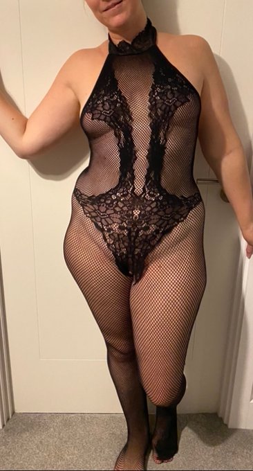Nearly the weekend, what would you like me to wear? 😊😜😘❤️❤️  Don&rsquo;t forget to subscribe to my OnlyFans<a href="/tag/adult"class="tags"><span>#adult</span></a><a href="/tag/nudes"class="tags"><span>#nudes</span></a><a href="/tag/retweeetplease"class="tags"><span>#retweeetplease</span></a><a href="/tag/onlyfans"class="tags"><span>#onlyfans</span></a><a href="/tag/only"class="tags"><span>#only</span></a>