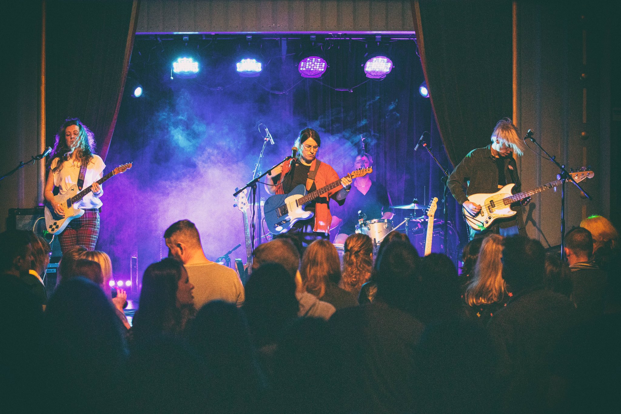 Pillow Queens (PillowQueens) / Twitter