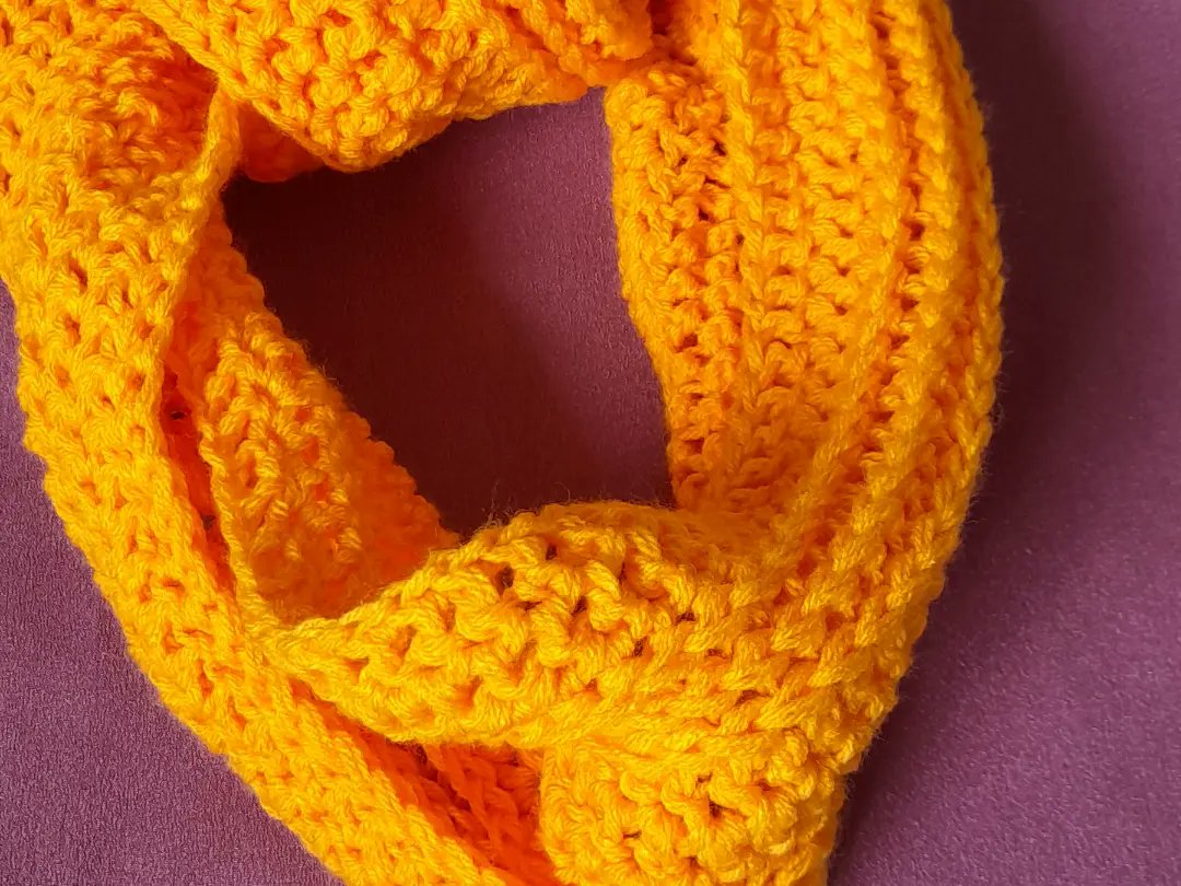 crochet_plug's tweet photo. Get this only set available this BLACK FRIDAY promo at a low price of 250 Kwacha. An infinity scarf for mummy and unisex pullover for size 4 to 5yrs!
Don't say I didn't tell you that IT IS THE ONLY SET MADE!
#mummyandme #blackfriday #promo #hookedbymaka #crochet #fashion #zambia https://t.co/udO4RsYgu0