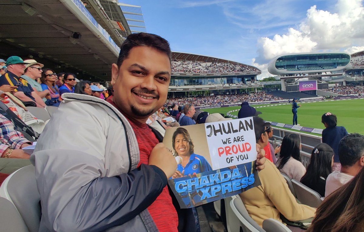 21Dibyendu's tweet photo. Happy birthday @JhulanG10 
Many many happy returns of the day 🎉 https://t.co/dFr2NFc52X