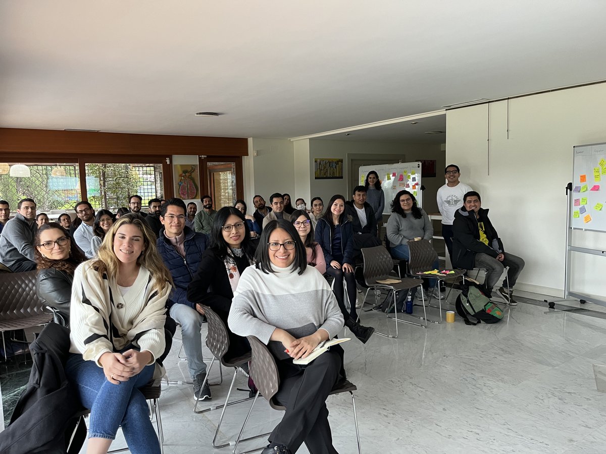 Ayer recibimos en nuestras oficinas a más de 30 alumnos de un Máster Internacional de #ESIC en un #workshop de #Salesforce #MarketingCloud. Estamos encantados de colaborar con ESIC en difundir el conocimiento sobre Salesforce. 
¡Gracias por la visita! 😀😀
#Training
