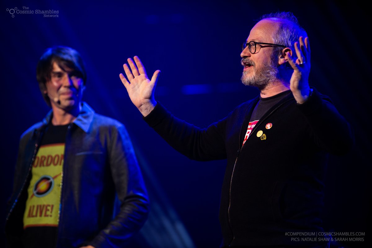 LOADS more stunning pics from our official #Compendium photographers to come, but there's a handful up now, as well as a rundown of the show, at cosmicshambles.com/words/news/wha…