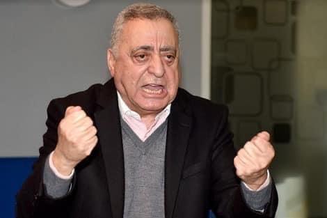 BernaniAfaf's tweet photo. صباح العزة، الكبرياء والفخر..
 
 لن أسالك اليوم عن حالك، أنت بخير.. فكيف يكون حالهم؟

صحيح أنت المسجون، ولكنك تمتلك إرادتك، ولك رأي وقول وفعل، فانت قلت وبشجاعة أنهم ظالمون وفاسدون ولصوص الوطن، فإن سجنوك جسديا فقد سجنتهم معنويا.

#الحرية_للنقيب_زيان https://t.co/aPyvdO84tV