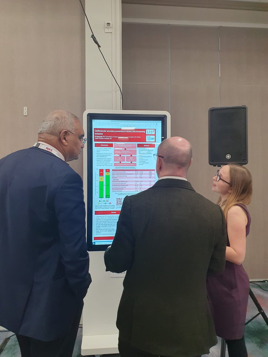 LeedsVascular's tweet image. Brilliant effort from three of our medical students presenting at #VSASM22  Penny Sucharitkul, Beth Bracewell and Mehak Sood! With Penny scooping the Med student prize and Mehak the poster prize @profdjascott @DrMarcBailey @coughlin_pa