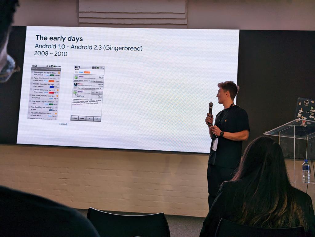 thatfiredev's tweet photo. @ricknout is talking about Design Systems and it feels nostalgic to look at the early days of Android π₯²
#Devfest #DevfestSA22 #devfest22 https://t.co/QSkwarJbX2