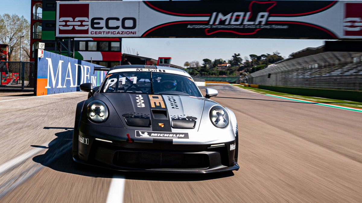 #PorscheMobil1Supercup – #Porsche #Supercup extended its collaboration with <a href="/F1/">Formula 1</a> for a record eight years until 2030. The #911GT3Cup will support #FormulaOne in 2023 during eight European Grands Prix

All details and photos for download ⬇️
presse.porsche.de/prod/presse_pa…