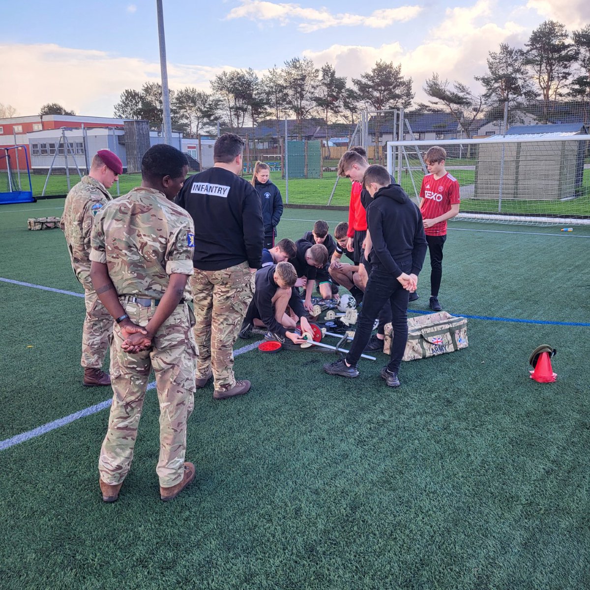 MintlawAcademy's tweet photo. Team building/STEM activities with the Army @MintlawAcademy S3,S4,S5 pupils https://t.co/5RvFlmQUqF