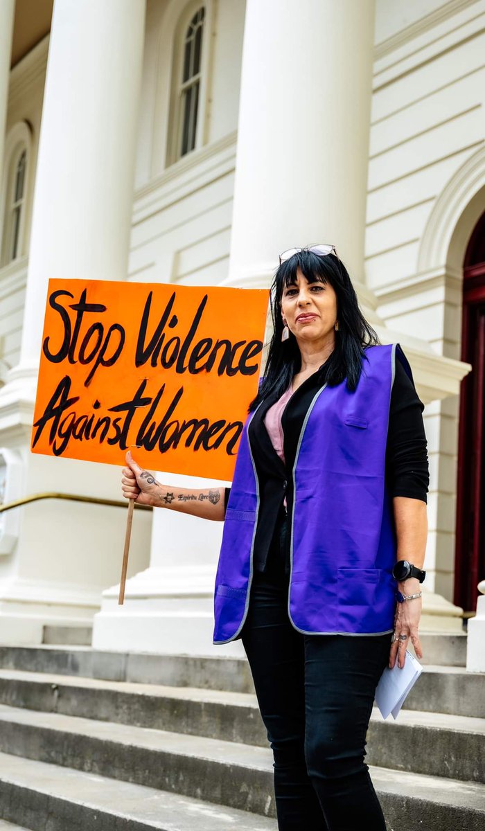 ๐ง ๐ ๐ผ๐ผ๐ฑ๐ถ๐ฒ ๐ณ๏ธโ๐โ๐งโโ๏ธ๐ค (@tess_moodie) on Twitter photo Today I spoke at the opening of the #16DaysOfActivism in Launceston and called for community to UNITE by listening to and believing #victimsurvivors of #GenderBasedViolence. Everyone has a role to play. Today I spoke at the opening of the #16DaysOfActivism in Launceston and called for community to UNITE by listening to and believing #victimsurvivors of #GenderBasedViolence. Everyone has a role to play.