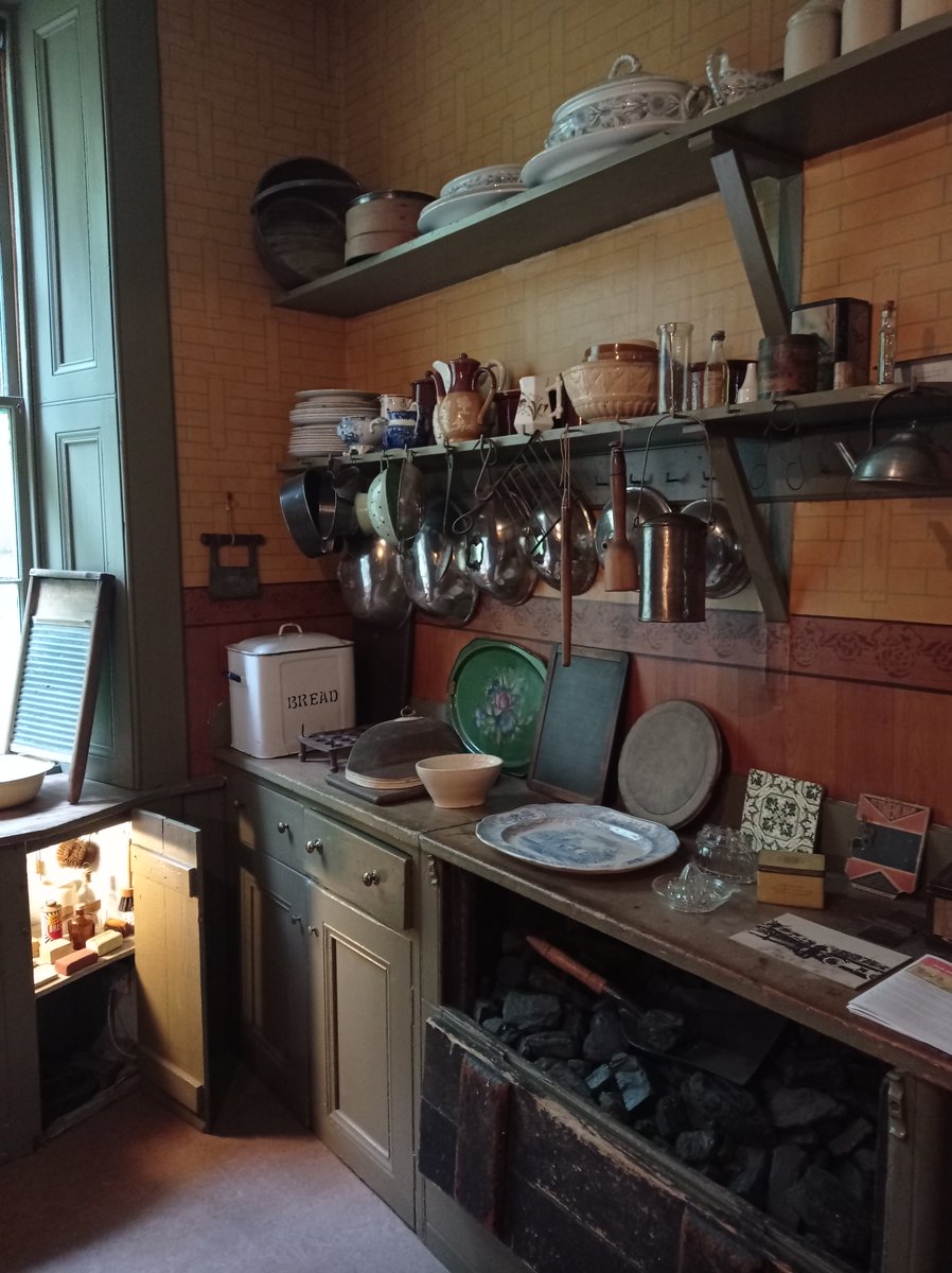 GUTenements's tweet image. 🚨EVENT ALERT🚨
Our next event is taking place tomorrow, 26th November @ 11am. We’ll be visiting the @TenementHouse11!

Entrance fee is £6 for students or £1 for Young Scot Card holders (£8.50 for non-students). All details here: bit.ly/3XuZ5tg

Hope to see you there!