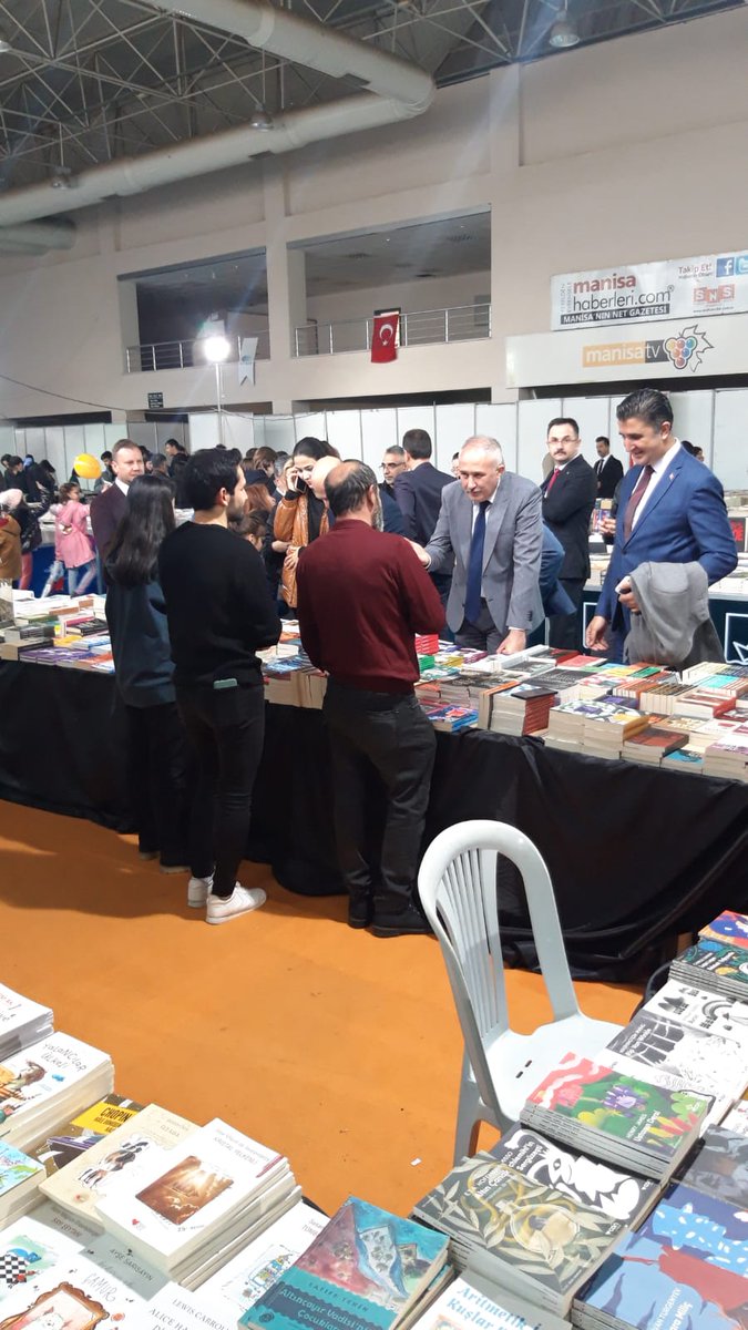 Manisa Büyükşehir Fuar Merkezinde Manisa 5. Kitap Fuarı Açılışına katıldık. 
25 Kasım - 4 Aralık 2022  tarihleri arasında açık kalacak olan Fuar,  kitapseverleri bekliyor...