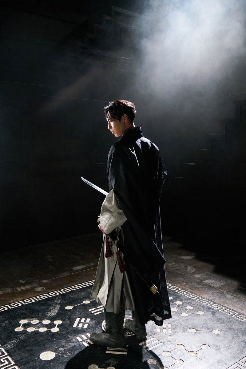 leejaewookstyle's tweet photo. Lee JaeWook’s Alchemy Of Souls Light and Shadow poster shoot behind
#이재욱 #LeeJaeWook #AlchemyOfSouls #AlchemyOfSoulsLightAndShadow https://t.co/9HPLe70RO9