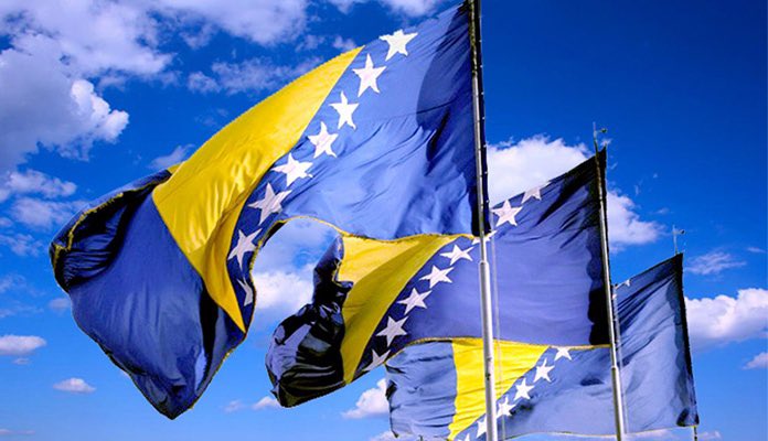 AiSaPoRcIc's tweet photo. JEDNA I JEDINA 🇧🇦⚜️ #BosnaiHercegovina #dandrzavnosti #prkosna #ponosna https://t.co/zc1Md23Imn