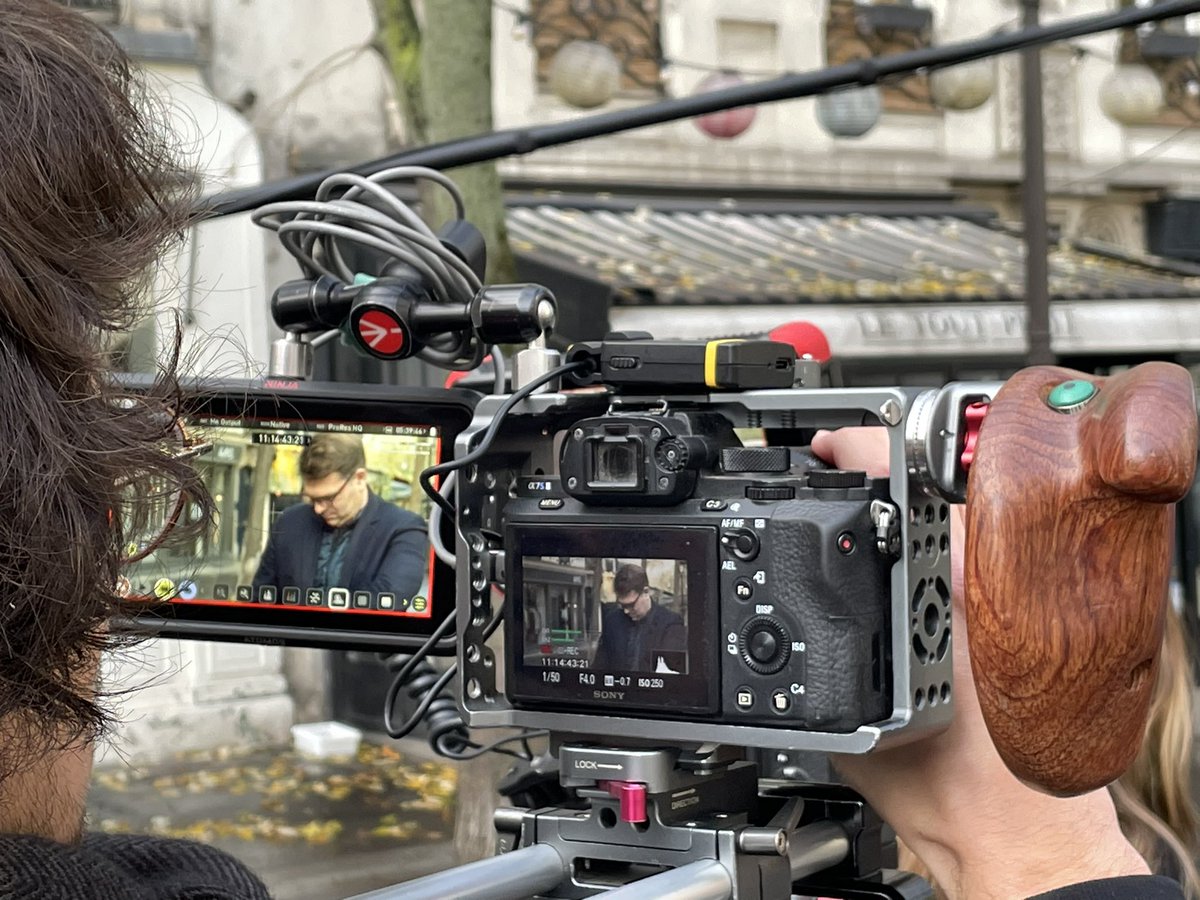 📹🔴 ça tourne ! 
On interview <a href="/geoffroyboulard/">Geoffroy Boulard</a> pour la fin de notre programme 🇪🇺 <a href="/AI4cities_EU/">AI4Cities_EU</a> 
Retour sur les expérimentations des solutions d’IA testées dans la <a href="/GrandParisMGP/">Métropole du Grand Paris</a> pour réduire les émissions de CO2 #énergie #mobilité