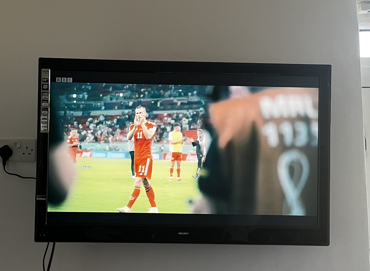 DEWIS architecture tweet media