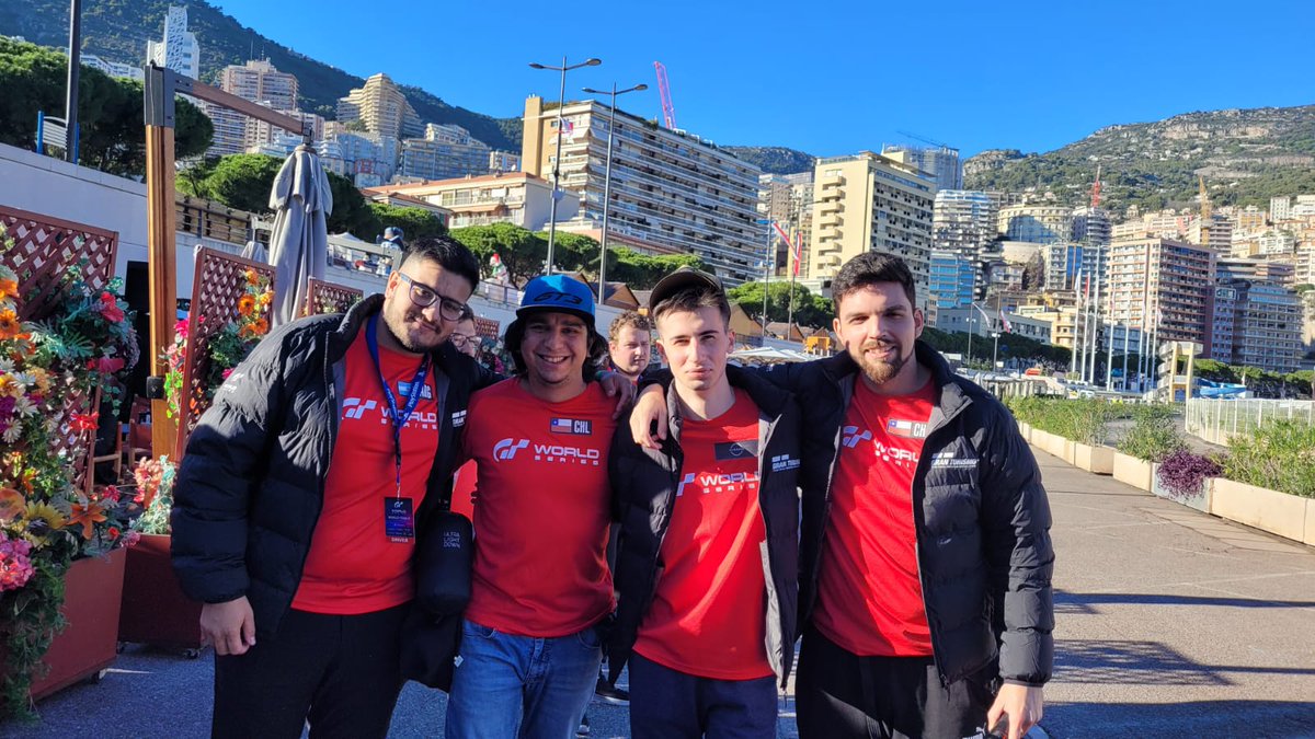 🗣️ Esta tarde tendremos en directo desde el canal de <a href="/thegranturismo/">Gran Turismo</a> la Final Mundial de Naciones donde tendremos a 3 de nuestros compañeros finalistas en pantalla 🎊🤗

🇦🇷 <a href="/papo1425/">Martin</a> 
🇨🇱 <a href="/ainostroza6/">Angel Inostroza</a> 
🇨🇱 <a href="/PerrolocoMcQ/">Fabian Portilla Camus</a> 

🕚 17:00h

📺 youtu.be/yC1In889E3w

Con todo LATAM! 💪