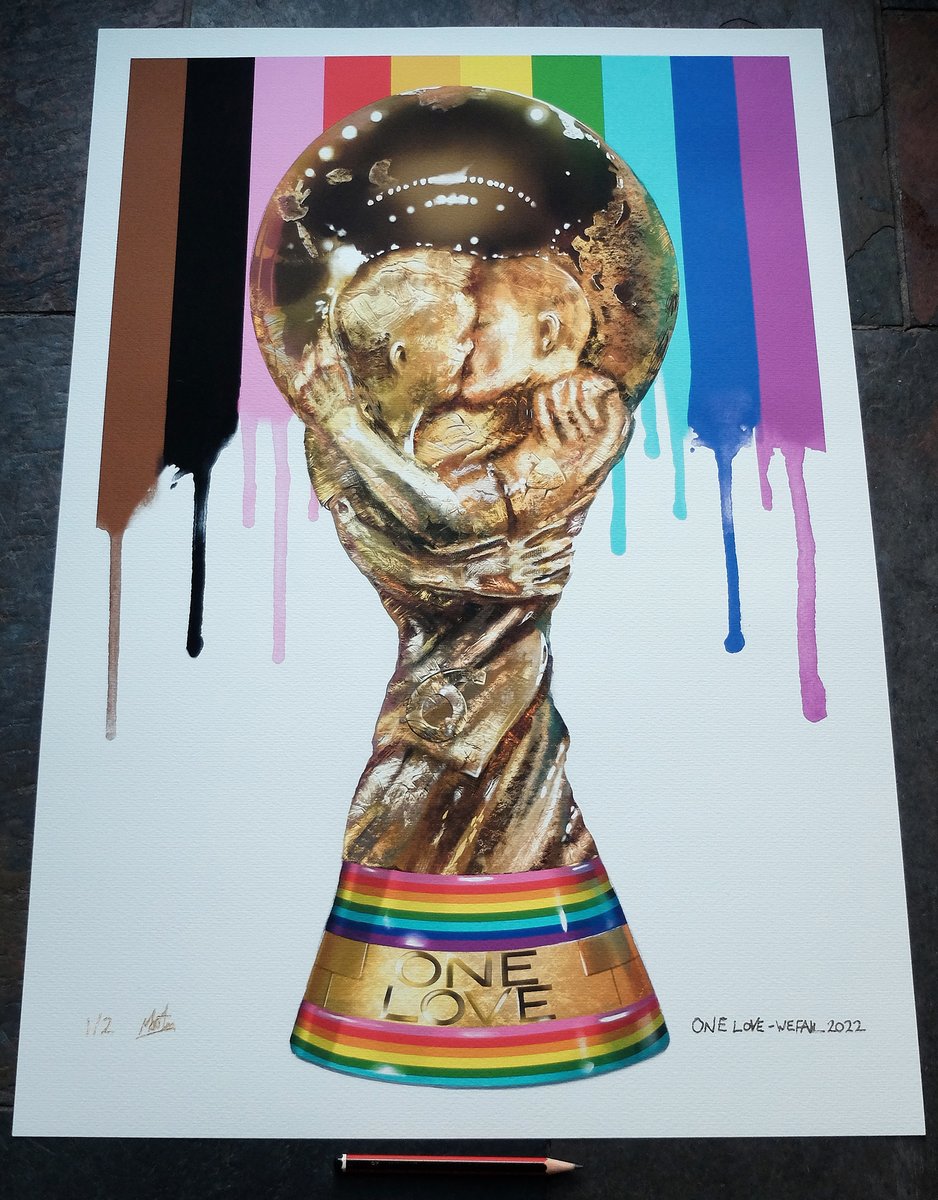 wefail's tweet photo. A2 #1 print of my World Cup painting with gold-leaf signature. I'll only ever be making two prints of this size and due to the painting being made on digital tablet I'd class the two as original master prints.

All proceeds go to Stonewall.

£1 start bid:
https://t.co/3Nl0fOJ0bD https://t.co/gjjlGzOWrb