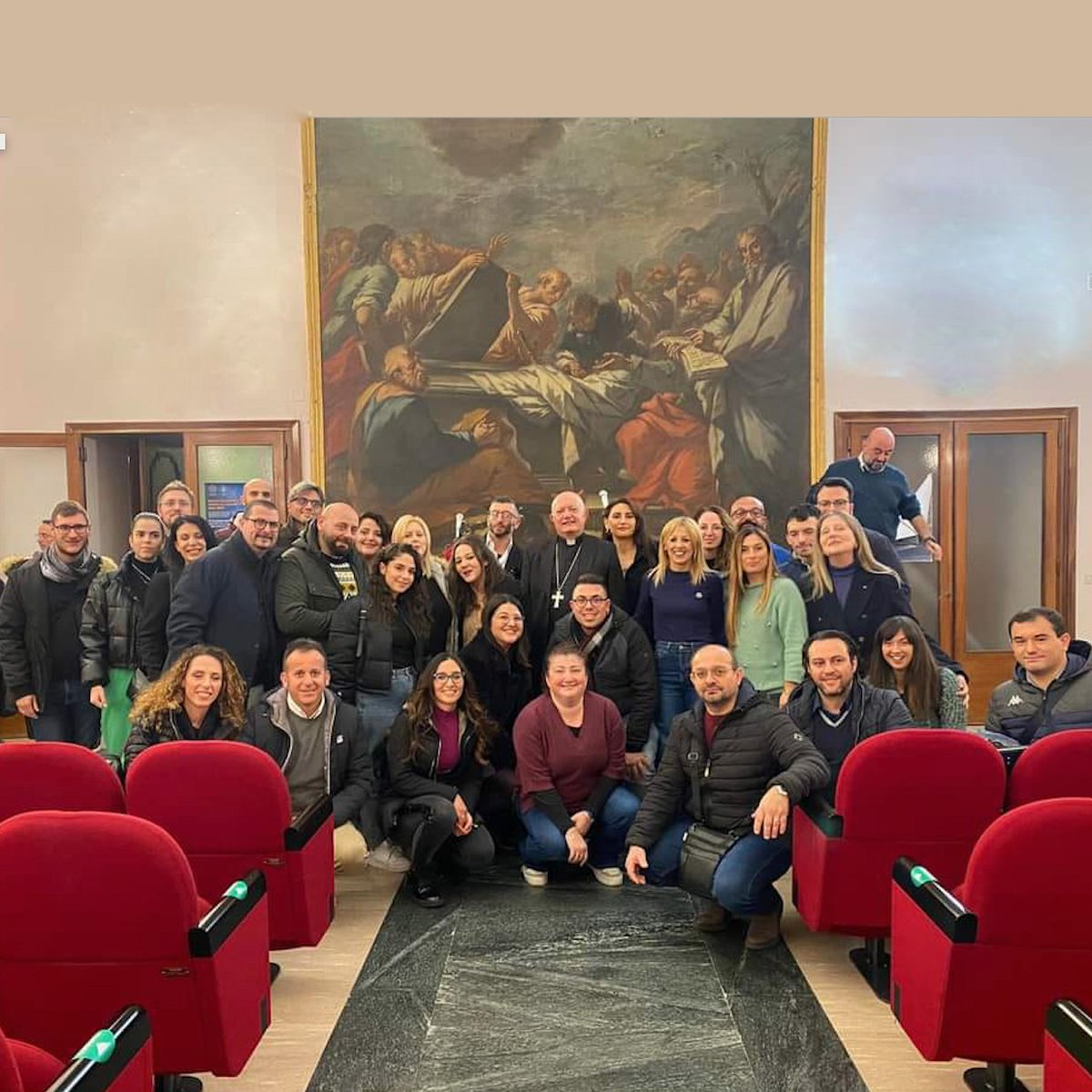 ChiesaSalerno's tweet photo. Giovedì 24 ottobre presso il Salone degli Stemmi del Palazzo Arcivescovile di Salerno si è svolta la cerimonia di inaugurazione per l’Anno Accademico 2022-2023 dell’Istituto Teologico Salernitano e dell’Istituto di Scienze Religiose “San Matteo” di Salerno... https://t.co/fv6NSJgQ4s