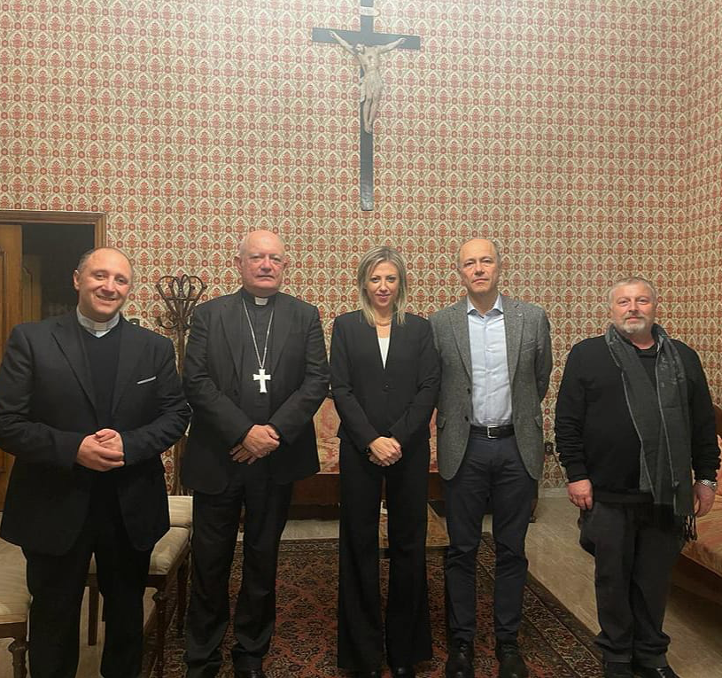ChiesaSalerno's tweet photo. Giovedì 24 ottobre presso il Salone degli Stemmi del Palazzo Arcivescovile di Salerno si è svolta la cerimonia di inaugurazione per l’Anno Accademico 2022-2023 dell’Istituto Teologico Salernitano e dell’Istituto di Scienze Religiose “San Matteo” di Salerno... https://t.co/fv6NSJgQ4s