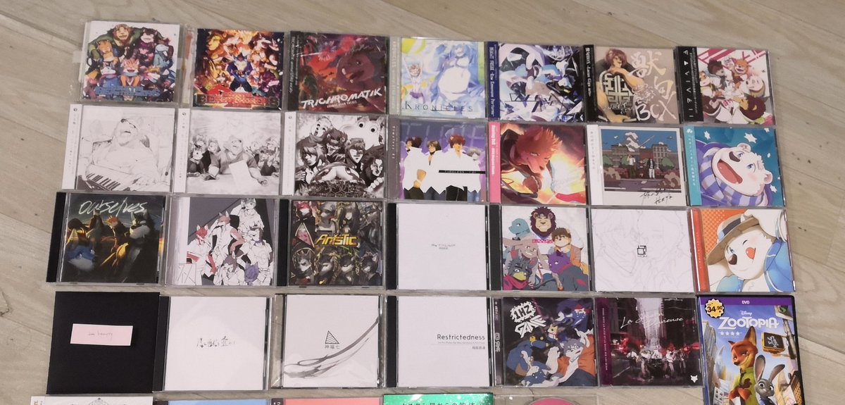 ken_ny_sly's tweet photo. Thanks to @muzzlelab @tanudoko @20nw_10kage and other composers
谢谢投入在UTAU兽人CD里的大家 https://t.co/bOuL1qER7z
