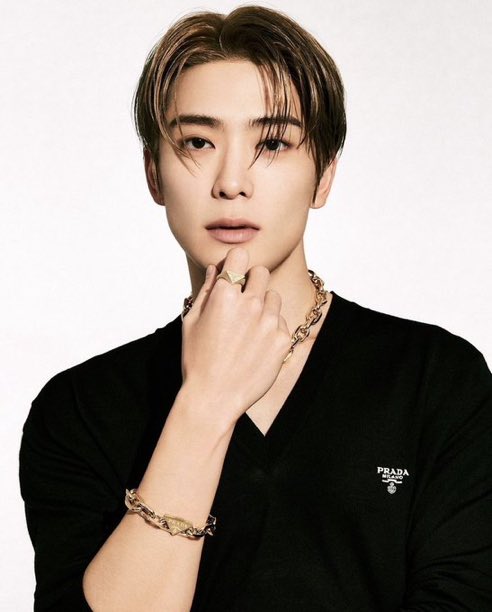 breadjaecrumbs's tweet image. JAEHYUN PLEASE