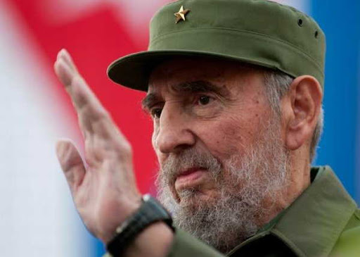 Buenos días Mundo!!!

Quién me acompaña a rendir tributo a #FidelPorSiempre??