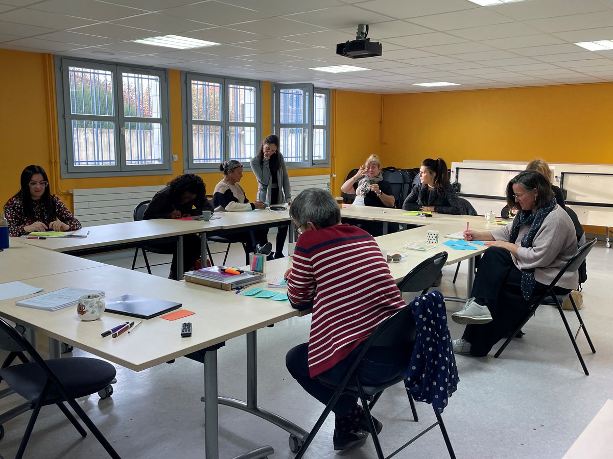vsds0169's tweet photo. Nous y sommes, notre dernière équipe à responsabilité élargie a pris son envol hier, lors de sa demie-journée de lancement !
Un temps de travail important pour poser les bases du mode de fonctionnement de cette équipe "Miribel". https://t.co/gHDSNA7msd