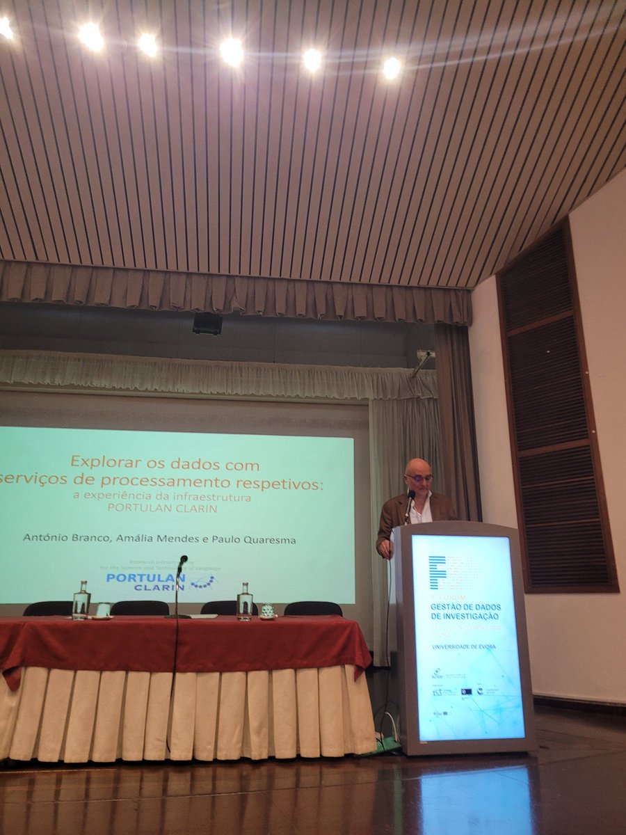 pedroprincipe's tweet photo. No #forumgdi temos a flash talk >> Explorar os dados com serviços de processamento respetivos: a experiência da infraestrutura PORTULAN CLARIN – António Branco, Amália Mendes e Paulo Quaresma, PORTULAN CLARIN https://t.co/Gmn77I4sij