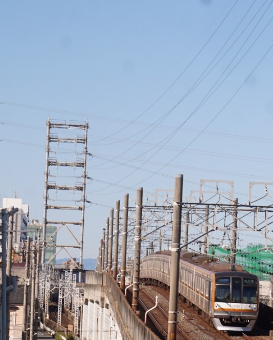 jNgoQDwPdOclwLL's tweet photo. 久し振りに メト イチトップを写す
#東京メトロ有楽町線
#10101F
#写真好きな人と繋がりたい
#カメラ好きな人と繫がりたい
#カメラ女子
#ファインダー越しの私の世界
#鉄道好きな人と繋がりたい https://t.co/4kIJJECcfx