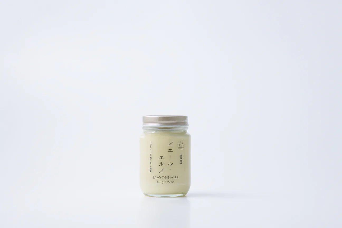 𝙡𝙚𝙢𝙤𝙣 🍋 on X: "ピエールエルメのマヨネーズを先日いただいて食べたんだけど、まじでマヨネーズ の概念変わる位美味しくて凄い。ちょっとした料理でものせるマヨネーズをこれに変えるだけで上品な味に変身。酸味が少なくまろやかな口当たりで食材の美味しさを  ...