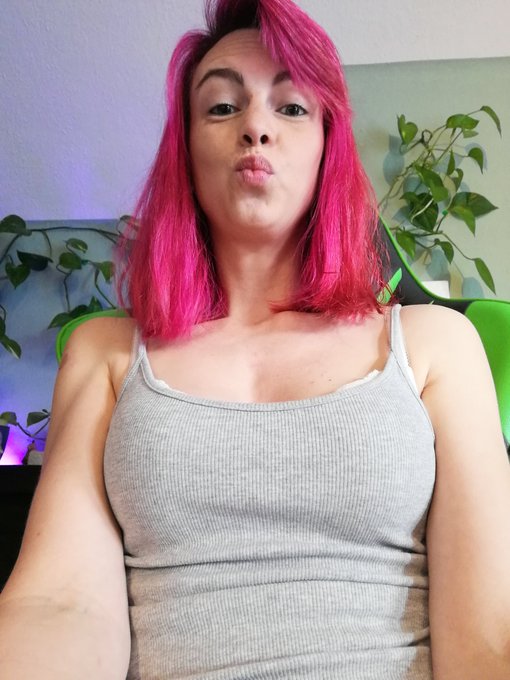 Good morning #Twitter ☕ How are you doing today? 😍 I'm pretty fine and just wanted to wish you a great<a href="/tag/twitter"class="tags">#Twitter</a><a href="/tag/coffee"class="tags"><span>#coffee</span></a><a href="/tag/goodmorning"class="tags"><span>#goodmorning</span></a><a href="/tag/germany"class="tags"><span>#germany</span></a><a href="/tag/morning"class="tags"><span>#morning</span></a><a href="/tag/pinkh"class="tags"><span>#pinkh</span></a>