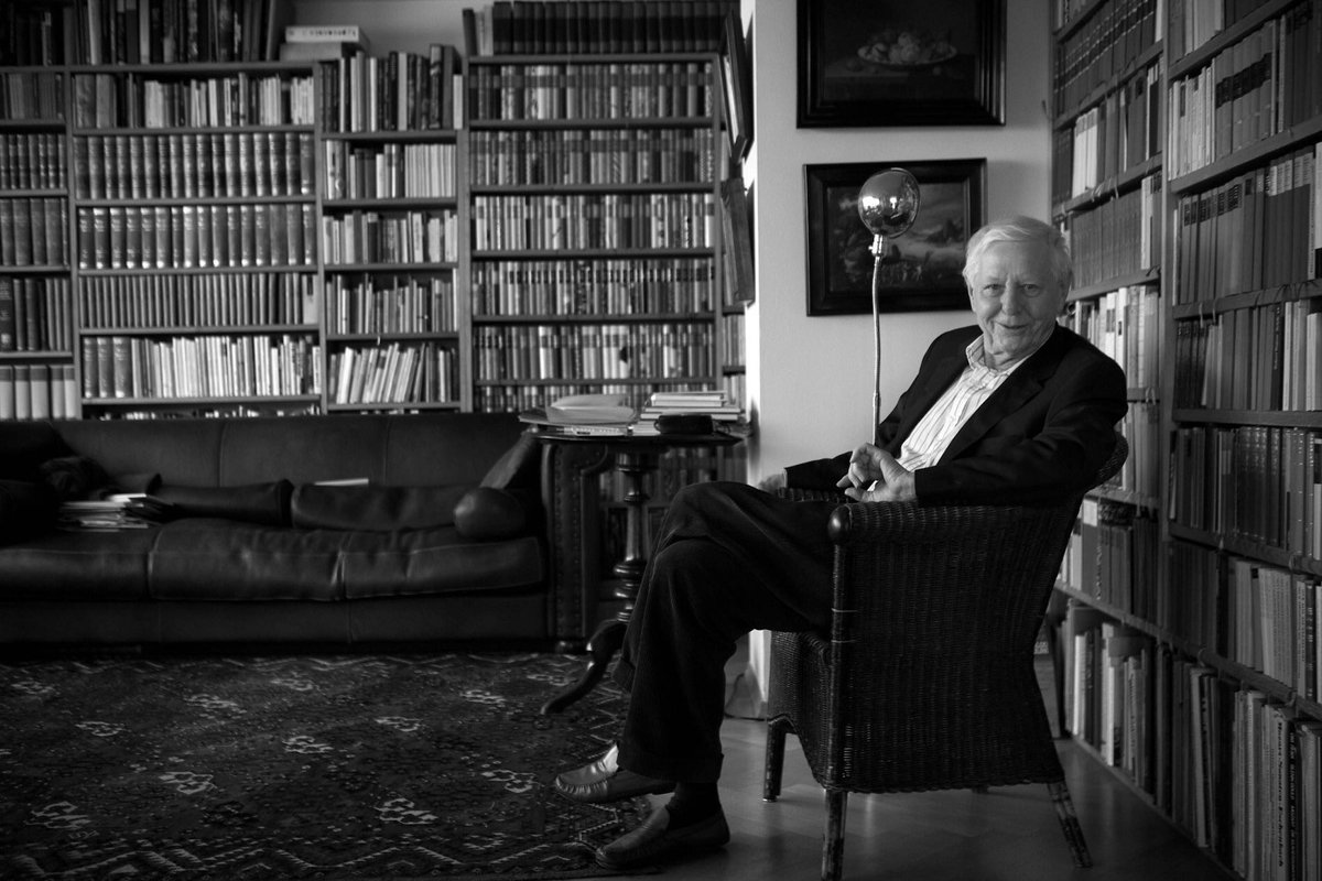 felix_bohr's tweet photo. "Heiterkeit ist eine moralische Frage. Mürrische Leute, die andere mit ihren Problemen behelligen, die halte ich für rücksichtslos." 

Hans Magnus Enzensberger,
gestorben gestern im Alter von 93 Jahren in München. https://t.co/JlCslr8qwf