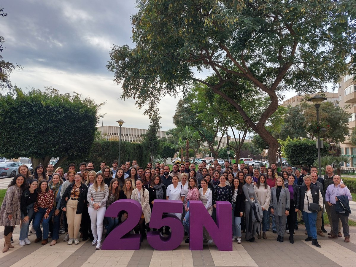 Desde <a href="/Clece_/">CLECE</a>  #Málaga nos sumamos a la lucha contra la violencia de género con palabras y gestos que se trasformen en hechos por un futuro mejor.
#UnaVidaSinViolencia