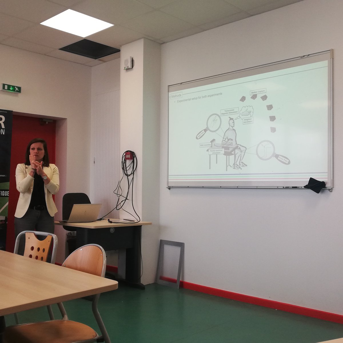 Laboratoire C3S (@laboratoirec3s) on Twitter photo Le PhysioClub a eu l'honneur de recevoir <a href="/ruffino_celia/">Célia Ruffino</a> au PIMS de l'<a href="/ufrstaps/">UFR STAPS Besançon</a> de Besançon ce jeudi 24 novembre 2022 pour une présentation sur le thème : "Pain, no gain : impact de la douleur sur l'entraînement par imagerie motrice". Merci à elle pour sa belle intervention ! Le PhysioClub a eu l'honneur de recevoir <a href="/ruffino_celia/">Célia Ruffino</a> au PIMS de l'<a href="/ufrstaps/">UFR STAPS Besançon</a> de Besançon ce jeudi 24 novembre 2022 pour une présentation sur le thème : "Pain, no gain : impact de la douleur sur l'entraînement par imagerie motrice". Merci à elle pour sa belle intervention !