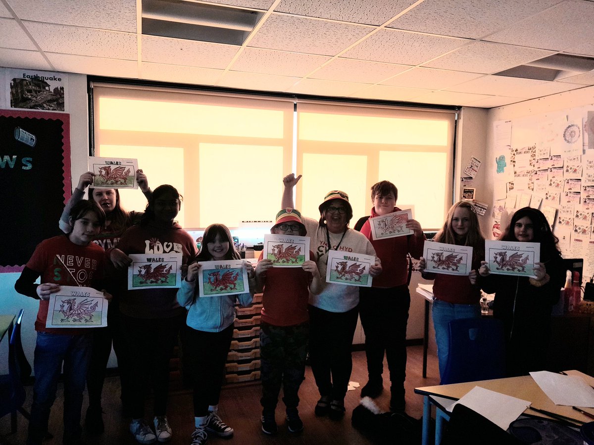 MrsWorth (@geogdepthhs) on Twitter photo Year 7 enjoyed getting into the spirit of things before the match! π΄σ §σ ’σ ·σ ¬σ ³σ Ώπ΄σ §σ ’σ ·σ ¬σ ³σ Ώ <a href="/HawthornHighSch/">Hawthorn High School/Ysgol Uwchradd y Ddraenen Wen</a> Year 7 enjoyed getting into the spirit of things before the match! π΄σ §σ ’σ ·σ ¬σ ³σ Ώπ΄σ §σ ’σ ·σ ¬σ ³σ Ώ <a href="/HawthornHighSch/">Hawthorn High School/Ysgol Uwchradd y Ddraenen Wen</a>