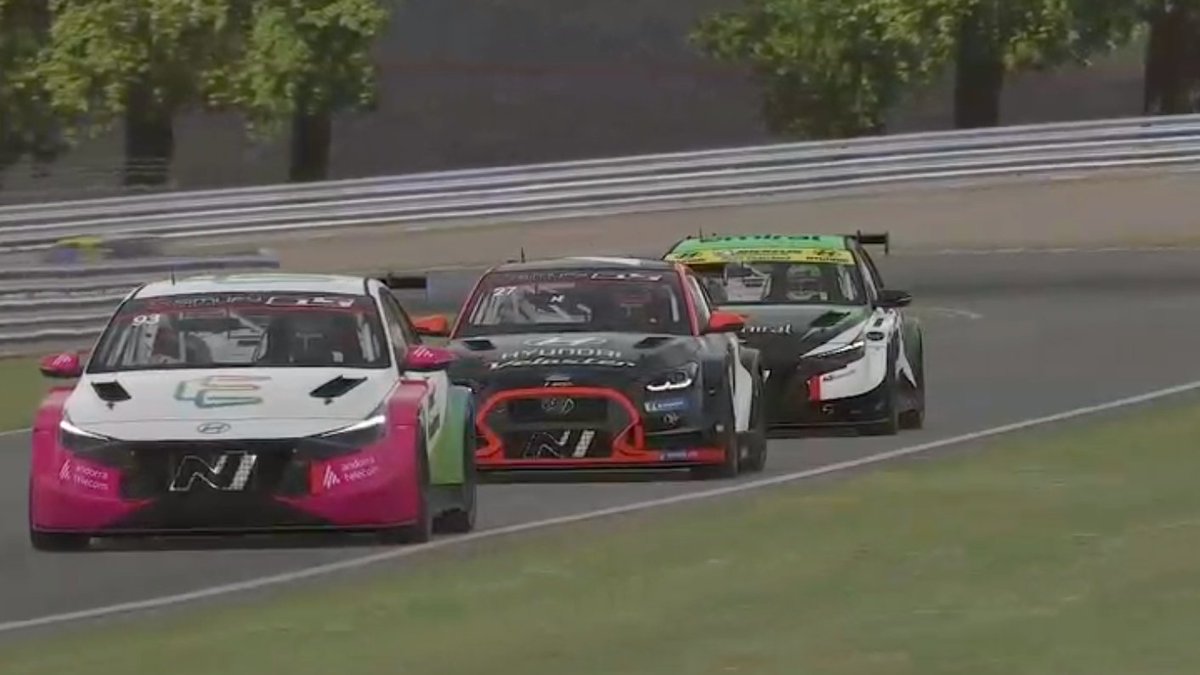 #RaceResults PODiiiii 🥳 
🏆SIMUFY SUPERLIGA DE TURISMOS – 2ª DIVISIÓN

✊ <a href="/FrankPorteRuiz/">Frank Porte</a> P2 #MaximumAttack
💪<a href="/xikisan/">Xikisan</a> P9 #PushingLikeaHell
🙌 #NunoPereira P10 #NeverSurrender

#ElTOP10ésnostre #ACAeSportsTEAM #Gaaasss
<a href="/AutoClubAnd/">Automòbil Club d'Andorra</a> <a href="/AndorraTelecom/">Andorra Telecom</a> @CreditSupport_