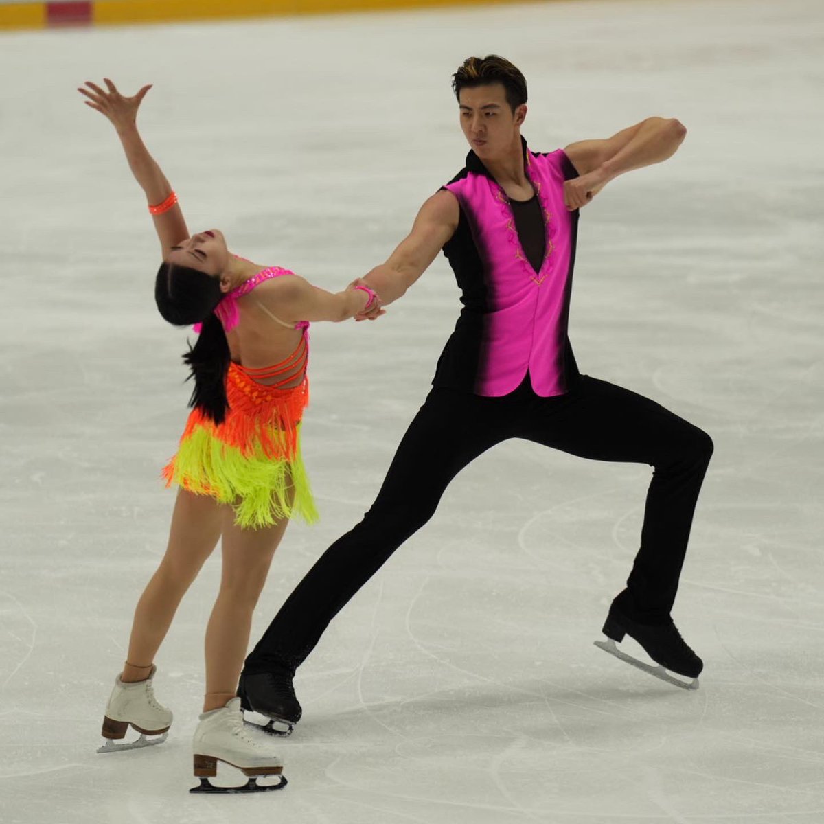 goldenskate's tweet photo. Friday morning practice at #GPEspoo #GPFigure
Dance group 1
#WangLiu 🇨🇳
#TaschlerovaTaschler 🇨🇿
#LagougeCaffa 🇫🇷
Good luck for your SPs today! https://t.co/pCHTXEWQSx