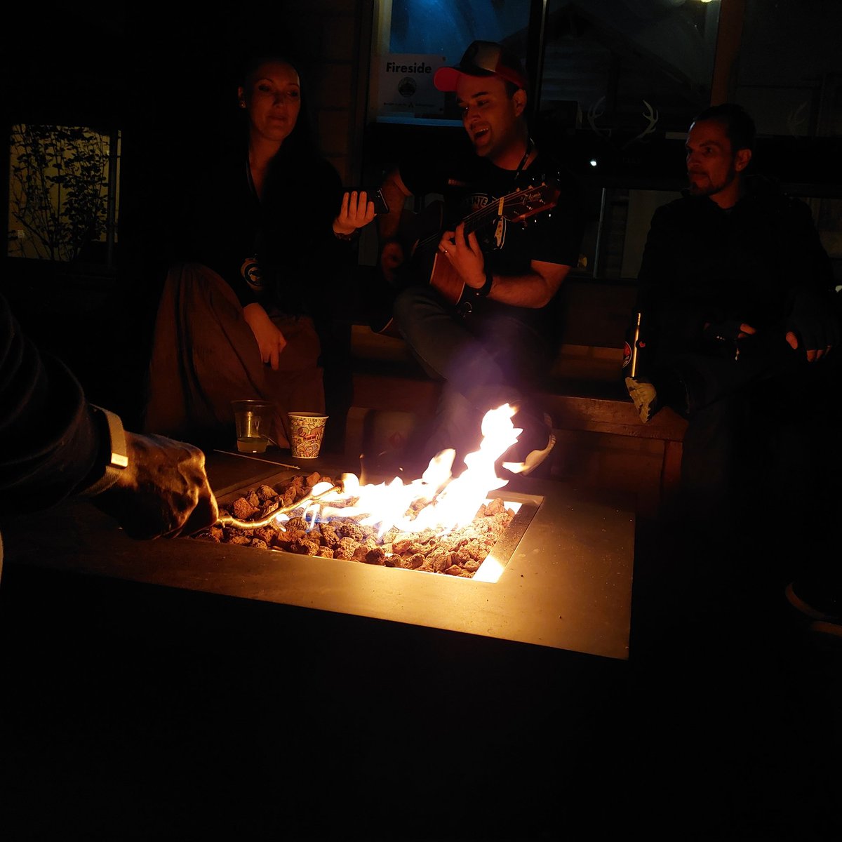 Beautiful fireside evening at #CHCamp listening hacking stories, roasting marshmallows and enjoying live guitar! <a href="/CHCon_nz/">CHCon</a>