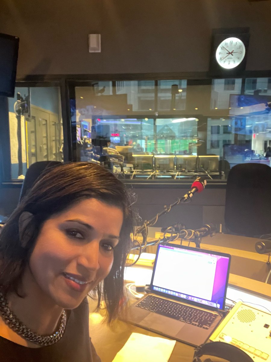 Hosting @CBCHereandNow today, sitting in for my colleague Gill. We’ve got so much on the show today from talking about the needs of food banks to @marshalederman on the Ye controversy and lots more. Tune in, across the GTA on CBC Radio 99.1 FM.