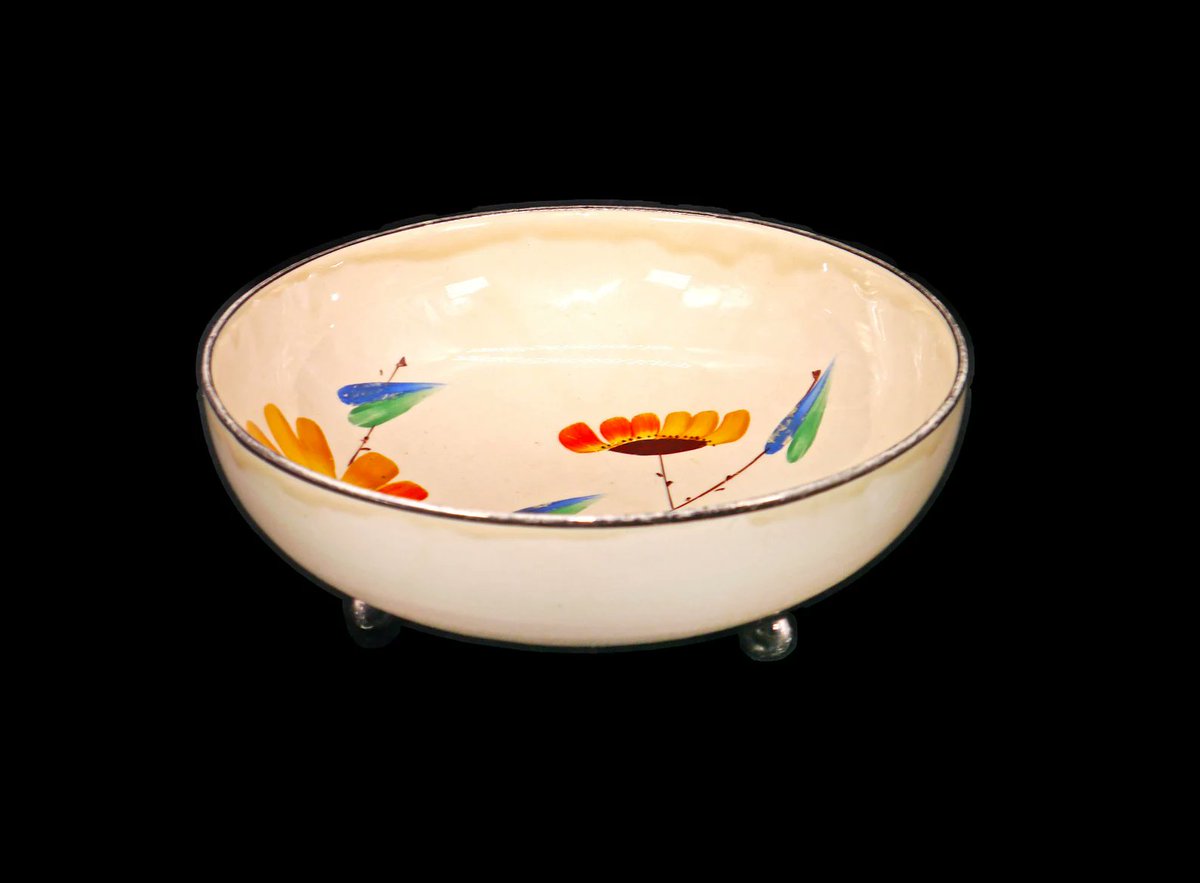 John Beswick Wild Rose tri-footed bowl made in England. etsy.me/3iA2lnr via @Etsy #BuyfromGroovy #antiqueshop #tableware #vintagetableware #EtsySellers #EtsySeller #BeswickWildRose #JohnBeswick #Beswick