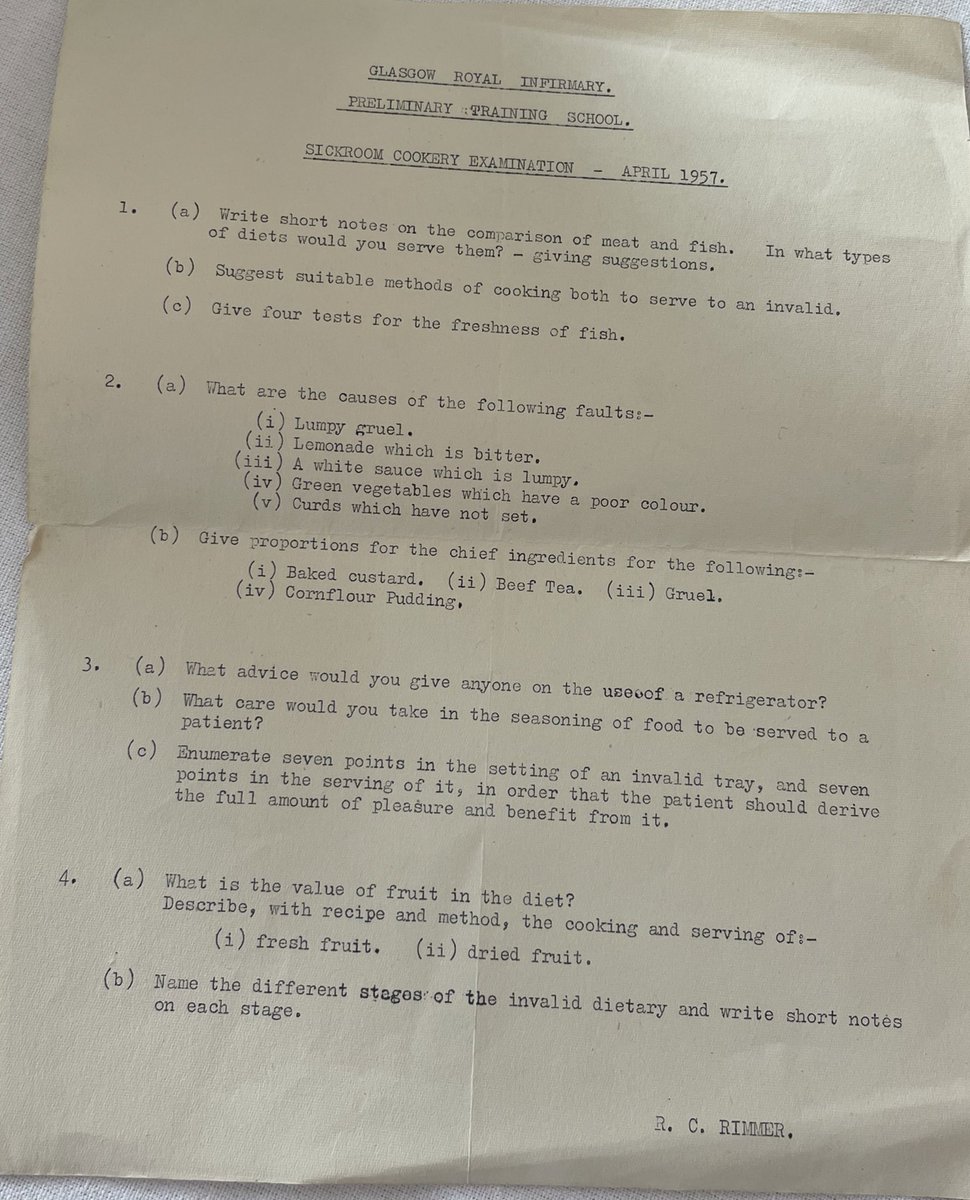 FriendsofGRI's tweet photo. Missed this yesterday so two today
Sickroom cookery exam 1957.
How many Qs can you answer 🤔
#EYAThrowback courtesy of Janette Morrison who started at the PTS in March 1957 😊 #ExploreYourArchive https://t.co/NqhyOsC6KI