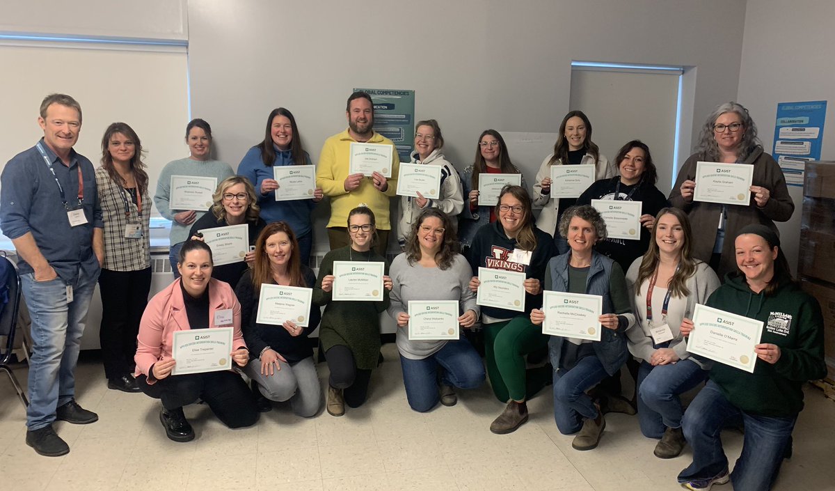 Congrats to these amazing @RCDSB employees for completing ASIST Training over the past two days. Making suicide safer communities.               <a href="/Living_Works/">LivingWorks</a>