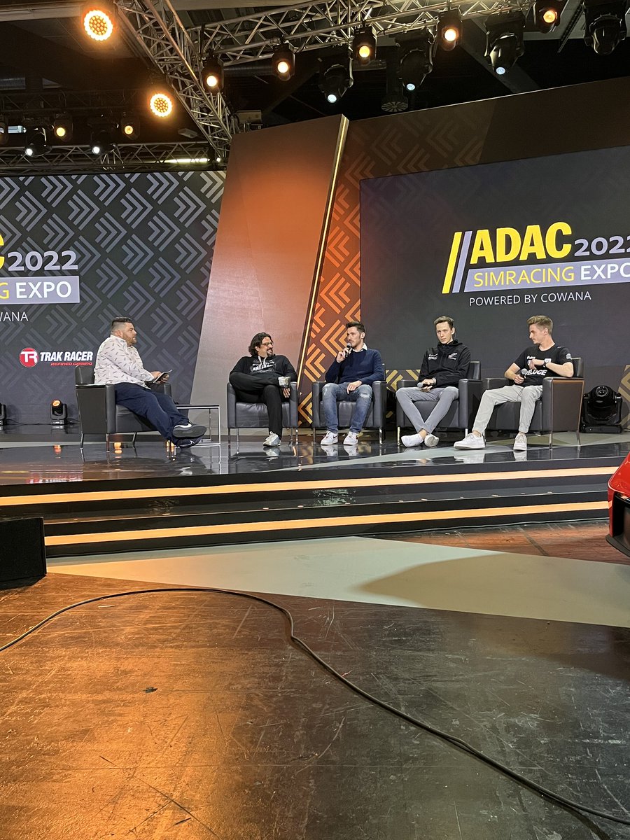 l1ftandcoast's tweet photo. Yo les p'tits fous de #simracing 🇨🇵 Si vous allez à la @SimRacingExpo ce weekend, voilà un thread récap de ce qu'il faut y faire 🧵

Et si vous n'avez pas la chance d'y aller, voilà un bon récap' 👇

Pour encore +, go sur insta ➡️ https://t.co/u6LQQW0gRK https://t.co/lTnDd33L6m