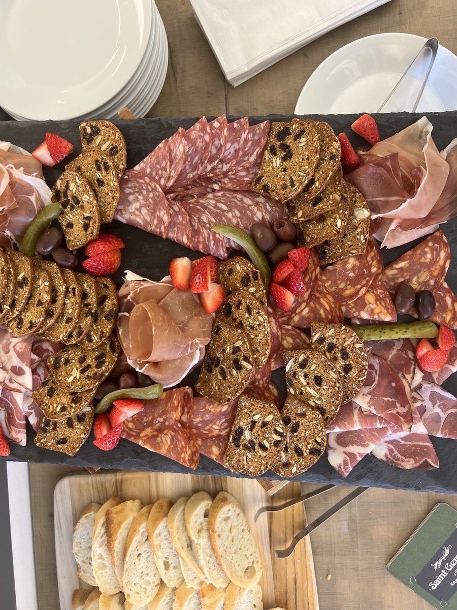 Happy one-year anniversary to <a href="/OVHcloud_US/">OVHcloud US</a>! In addition to Curious Connections, we celebrated our partner at the OVHcloud US networking and happy hour event yesterday. We are proud to call you a partner, and we are very excited for 2023! Thank you for an incredible partnership.