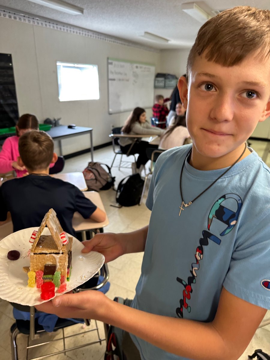 ParkwoodMSNC's tweet image. Another fun Friday in the books! Students had a blast going to their locations and doing everything from cookie decorating to reading to hip hop dancing. You name it, we got it! @AGHoulihan @UCPSNC @jpdelucia #teamucps