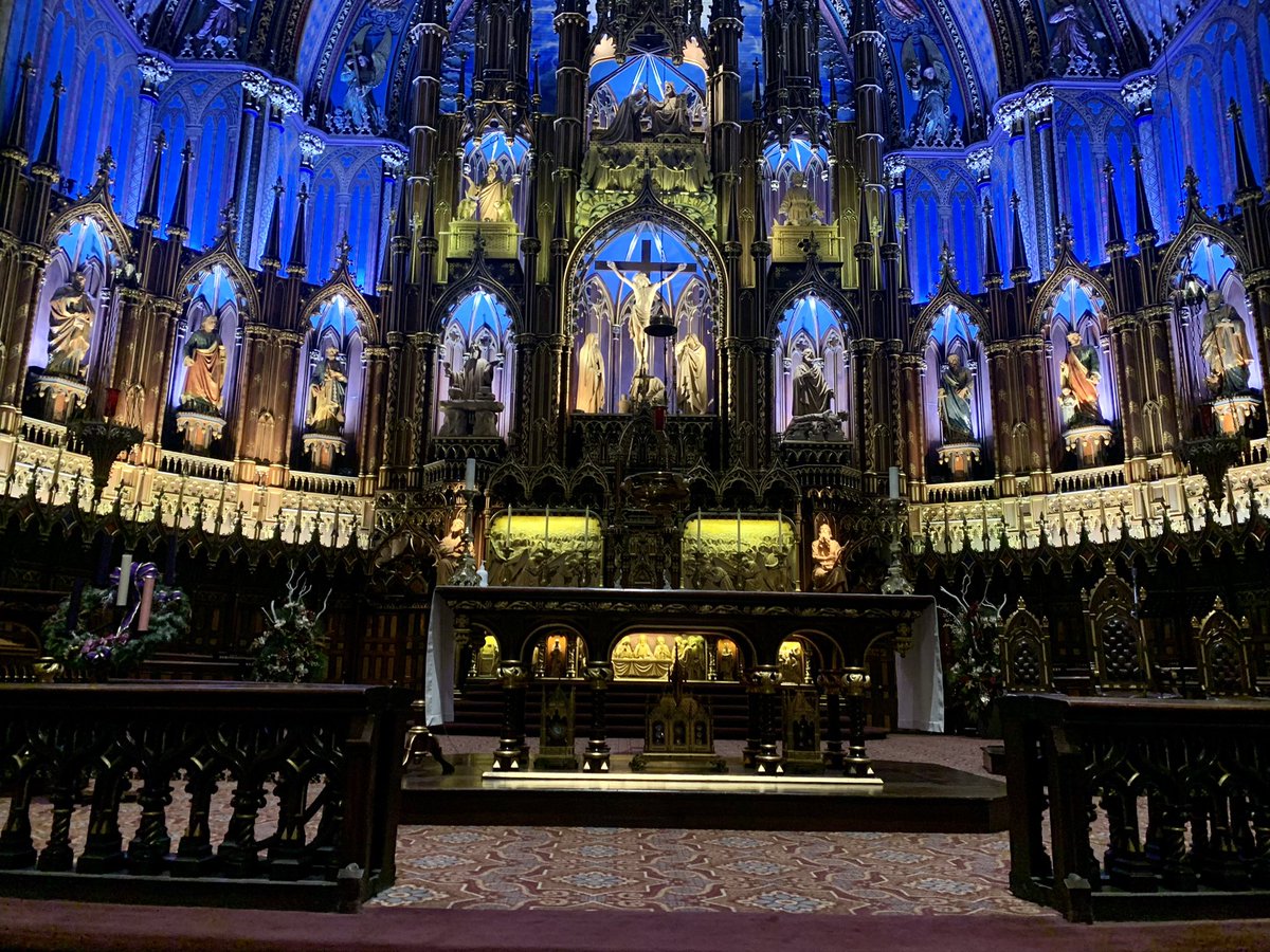 Great time as always visiting the #Adirondacks this time of year. Then went on to Montréal, Canada. First time visiting our friends up North, really loved the city. So much culture, lots to do, great food. Favorite stop had to be the #Basquiat exhibit at the <a href="/mbamtl/">MBAM</a>. Mercí 🇨🇦!